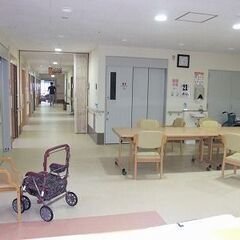 引越し手当10万円支給！福利厚生抜群！奄美大島でプライベート充実！介護職募集！の画像