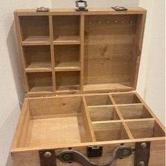アンティーク　小物入れの画像