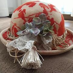 値下げしました!華やかな帽子の画像