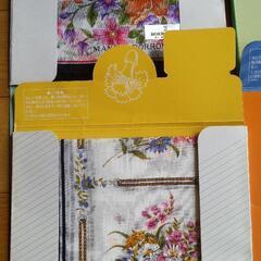 ハンカチ　数点の画像