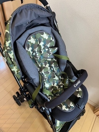 モンポケ　ベビーカー　スゴカルα4キャス