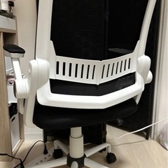 LOWYA オフィスチェアの画像