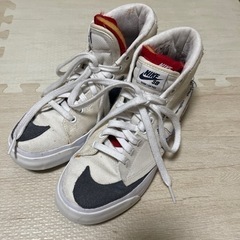 NIKE SB / Blazer Mid Edge Hack Pack