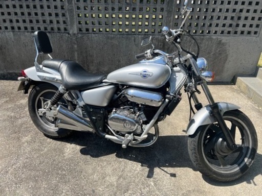 ホンダ　マグナ250