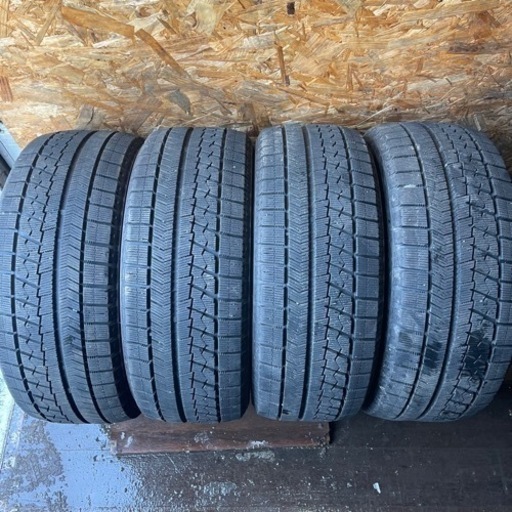 バリ山　BRIDGESTONE VRX 205/50R16 スタッドレス  タイヤ　2015年製　16インチ