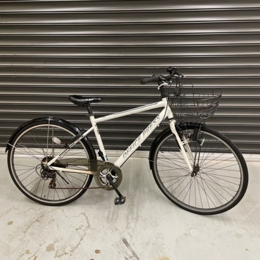 バスケット付きクロスバイク