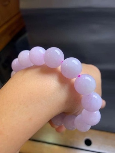 本翡翠ブレスレット　ピンクラベンダー　ミャンマー産　高品質 天然 無含浸無着色　可愛い　超大玉