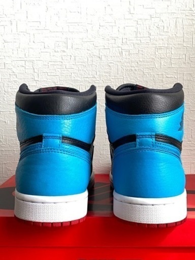 NIKE WMNS Air Jordan 1 