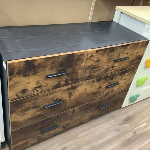 ブラックでクールなニトリの3段チェストが入荷しました！