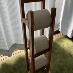 決まりました。IKEAトイレットペーパーホルダー