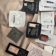 DIOR CHANEL アルビオン ランコム　韓国　化粧品サンプルの画像