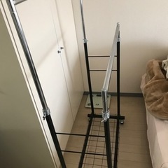 無料　ハンガーラック