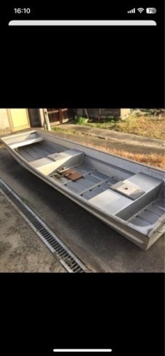 エレキボード画像アップ❗️ バスボート　アルミ　12フィート　ベルト固定式バッテリー置台付き