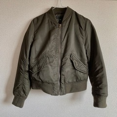 ユニクロ　ブルゾン　MA-1