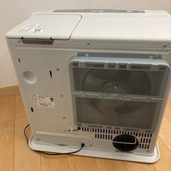 石油ファンヒーターの画像