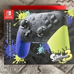 「Nintendo Switch Proコントローラー スプラトゥーン3エディション」の画像