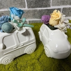 プリザーブドフラワーの車の置物