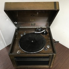  蓄音機 レトロ レコードの画像