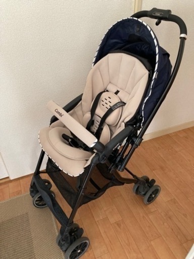 ベビーカー　コンビ　取扱説明書あり
