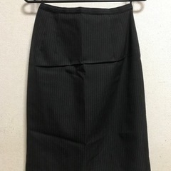 【再値下げ中！】スーツ（３点セット）の画像