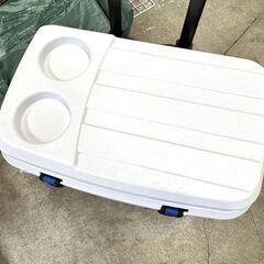 キャリー付きクーラーボックス 幅42×奥31×高さ69 [目安 2L×3本 500ml×4本] 釣り アウトドア レジャー ☆ 札幌市白石区 白石店 の画像