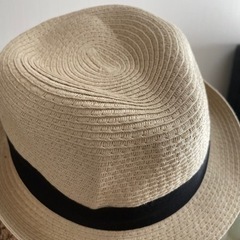 女性用帽子の画像