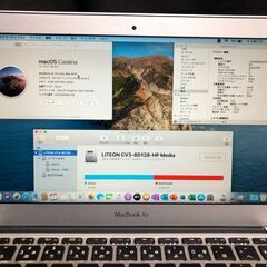 「MacBook Air 11インチ Mid 2011 MC969J/A」約1キロの小型軽量薄型モバイルノートPC / Core i5(デュアルコア 1.6GHz / メモリー４GB / SSDは128GB / MacOS(Catalina)+Office2019とWin10+Office2010の選択起動可能 / Webカメラ / Bluetooth / 無線LAN / 中古品の画像