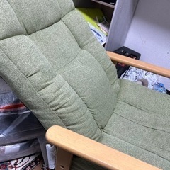 座椅子　リクライニング　ニトリ