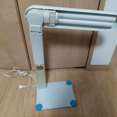 デスクライトの画像