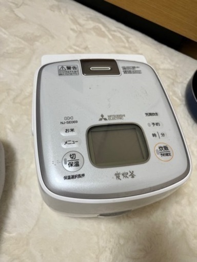 炊飯器　2018年製
