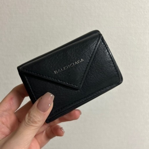 バレンシアガ　財布　中古
