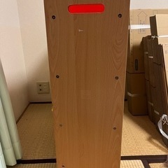 おもちゃ棚の画像