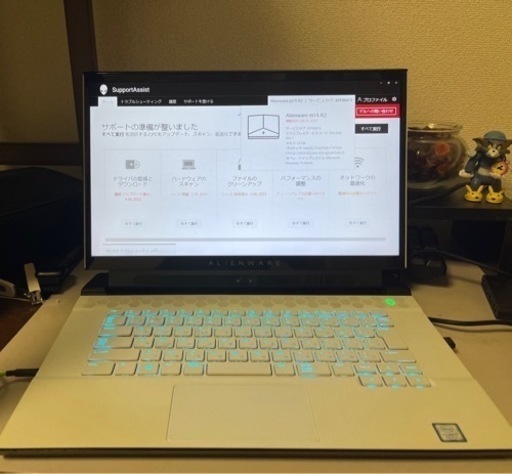 ノートパソコン Alienware m15r2 i7 2070 16+512 RGB