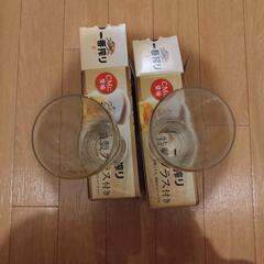 ビールグラスの画像