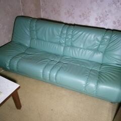 【お水風味なソファー等】