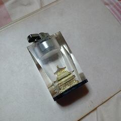 回りはガラス製の昔ながらのライターです。