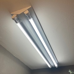LED蛍光灯　２つ