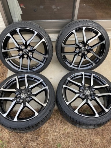 ガリ傷無し！トヨタ純正19インチ