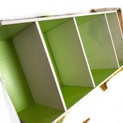 ③カラーボックス、緑、汚れありの画像