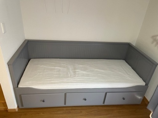 ソファーベッド　IKEA