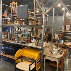 オールド家具と雑貨のリユースストア BOSBOX  - 地元のお店