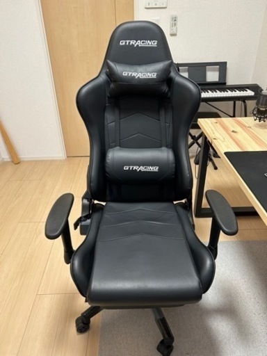 【1ヶ月使用品】【50%off】GTRASING ゲーミングチェア　オフィスチェア　黒