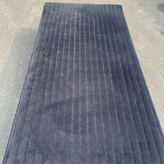 シングルベッド　脚付き　ブラックの画像
