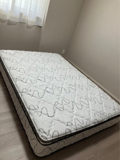 サータ（Serta）マットレス【美品】