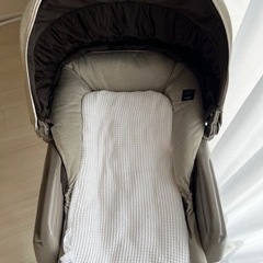 【期間限定おまけします】コンビ ネムリラ AUTO SWING BEDiの画像