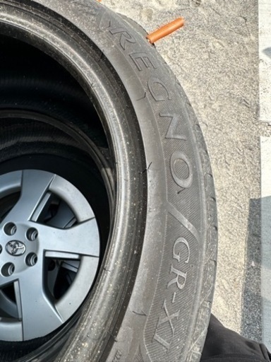 本日　引き取り限定215/45R17 レグノGR XI