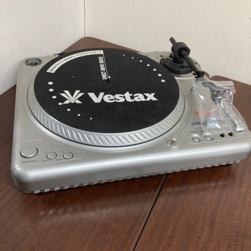 ターンテーブルレコードプレーヤー