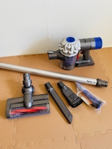 【取引中】Dyson 掃除機 v6