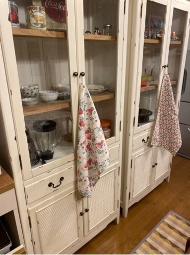 おしゃれな食器棚