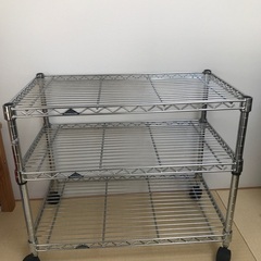 スチールラック　キャスター付きの画像